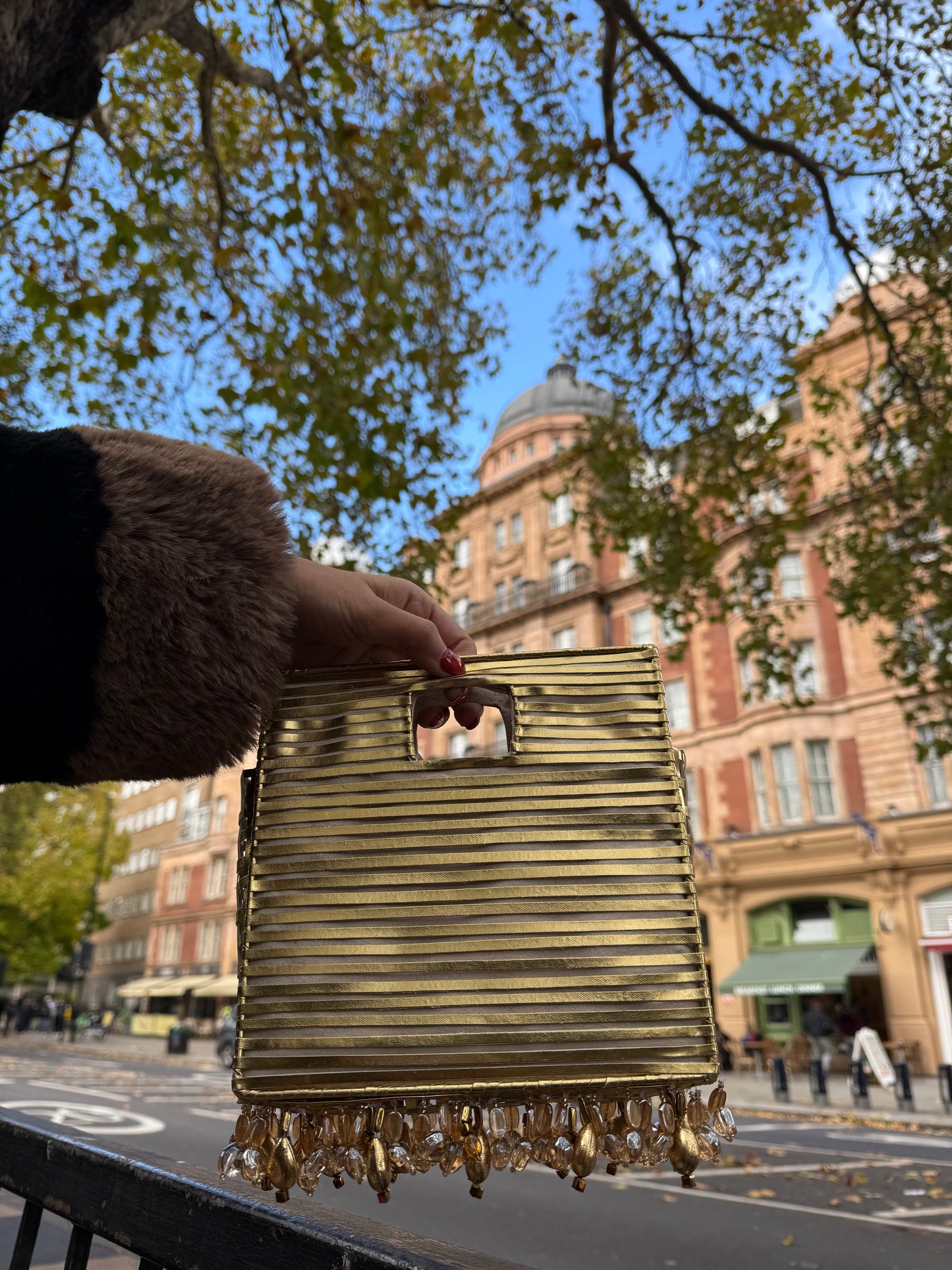 CHAMPAGNE DRIP BAG-Gold