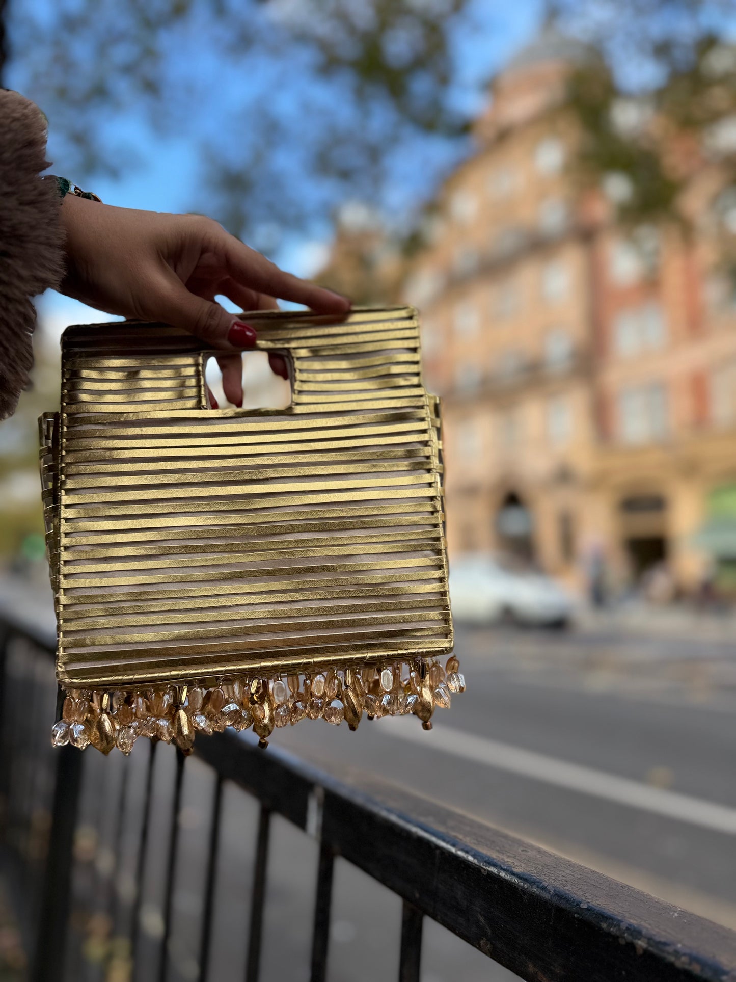 CHAMPAGNE DRIP BAG-Gold